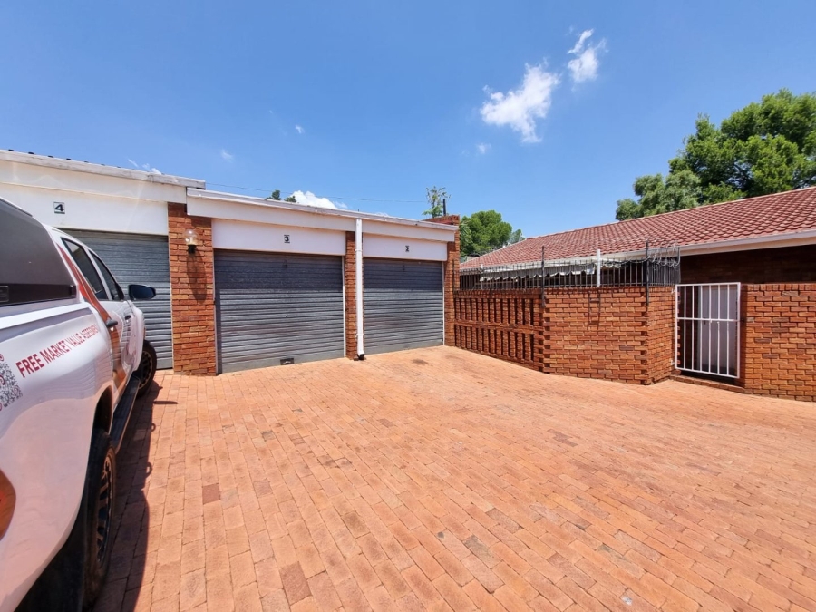 2 Bedroom Property for Sale in Westdene Free State